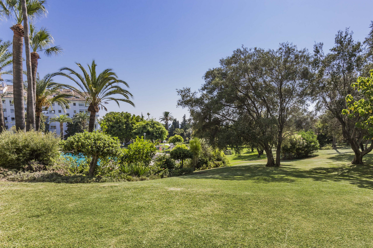2 Bed Apartment for sale in Río Real Costa Del Sol, Málaga, Spain