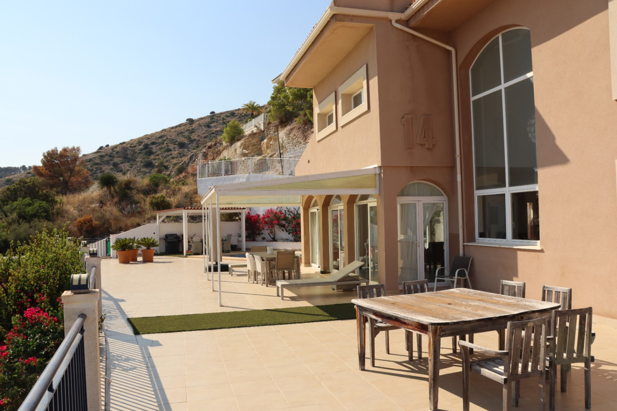 Se vende Villa - Chalet de 3 dormitorios en Costa Blanca, Alicante, España