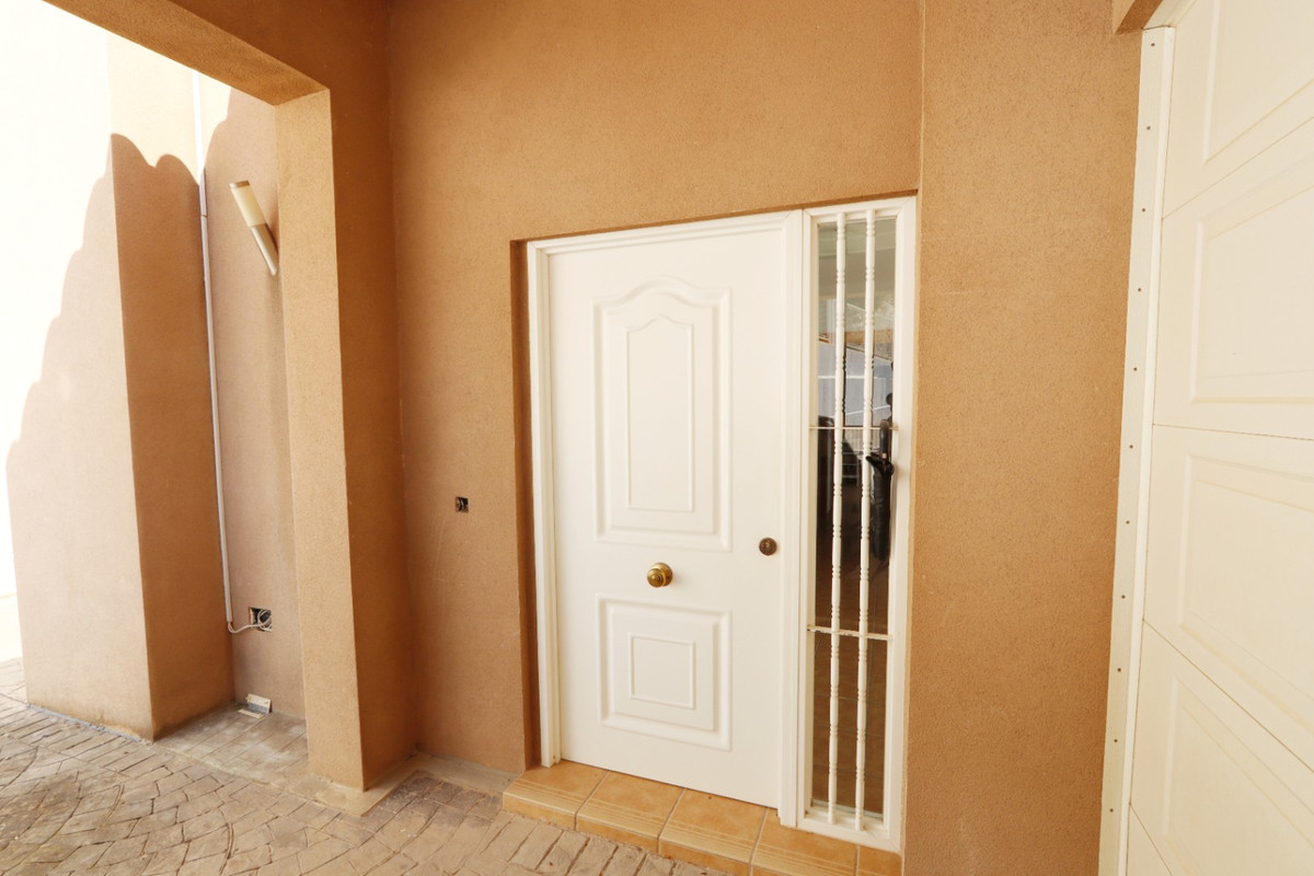 Se vende Villa - Chalet de 3 dormitorios en Costa Blanca, Alicante, España
