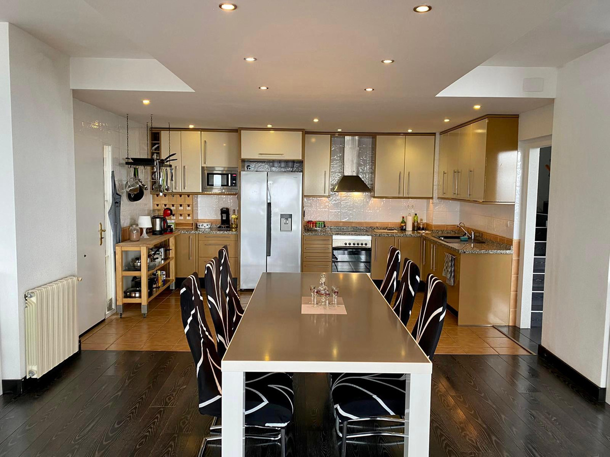 Se vende Villa - Chalet de 3 dormitorios en Costa Blanca, Alicante, España