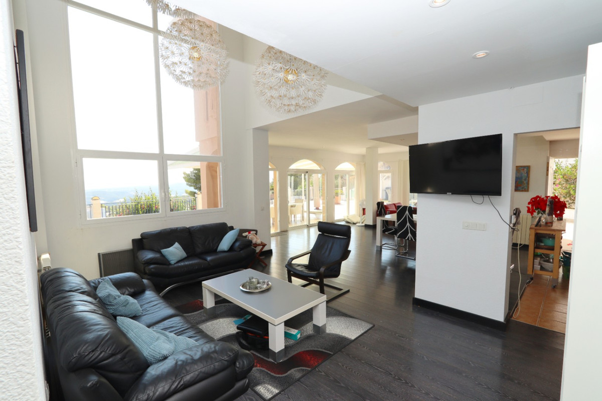 Se vende Villa - Chalet de 3 dormitorios en Costa Blanca, Alicante, España