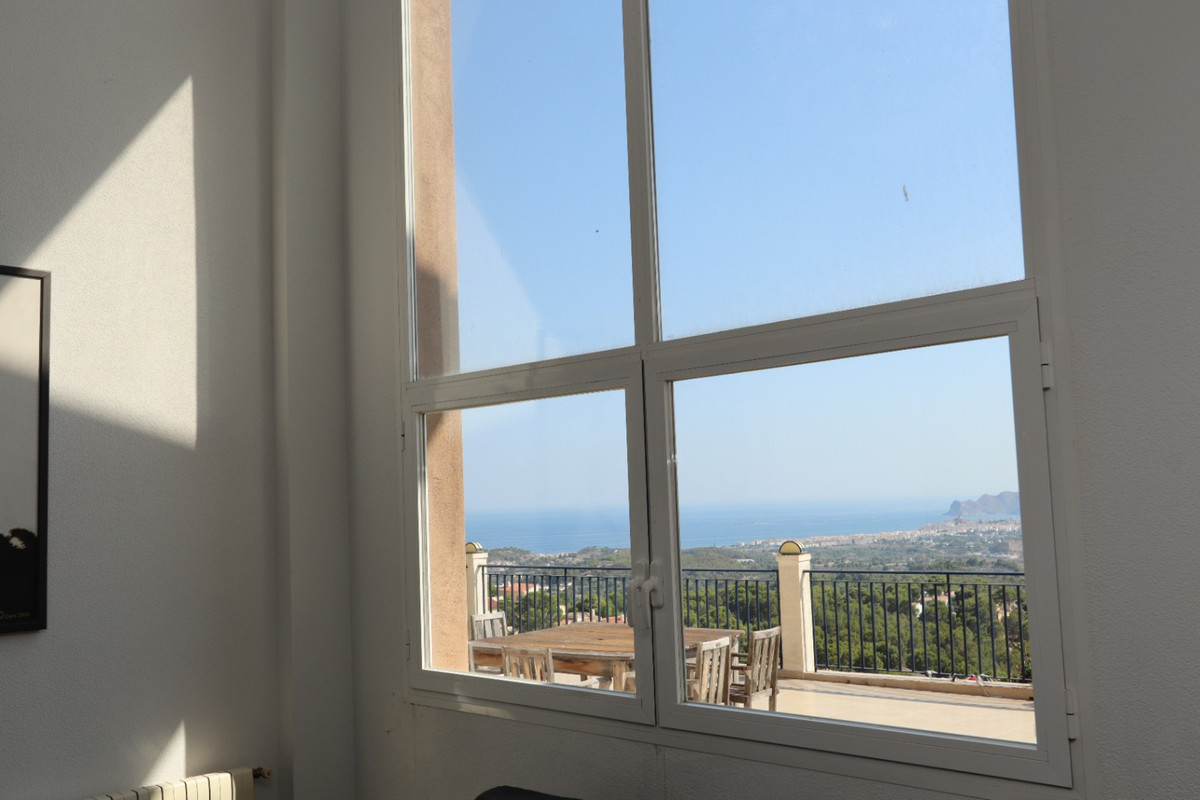 Se vende Villa - Chalet de 3 dormitorios en Costa Blanca, Alicante, España