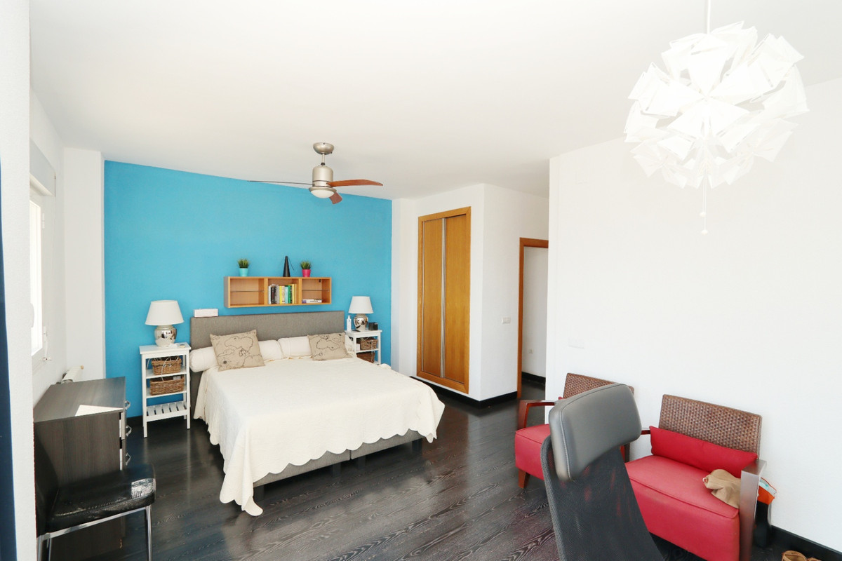 Se vende Villa - Chalet de 3 dormitorios en Costa Blanca, Alicante, España