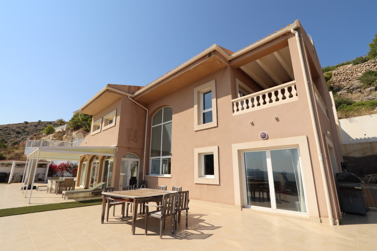 Se vende Villa - Chalet de 3 dormitorios en Costa Blanca, Alicante, España