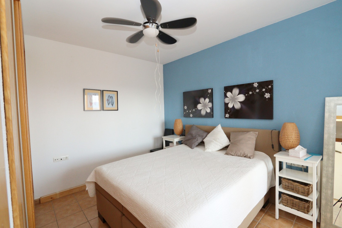 Se vende Villa - Chalet de 3 dormitorios en Costa Blanca, Alicante, España