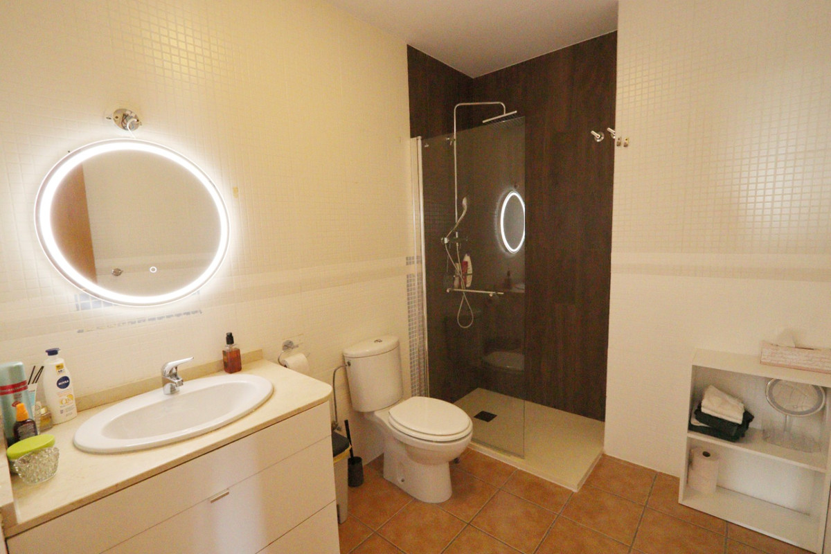 Se vende Villa - Chalet de 3 dormitorios en Costa Blanca, Alicante, España