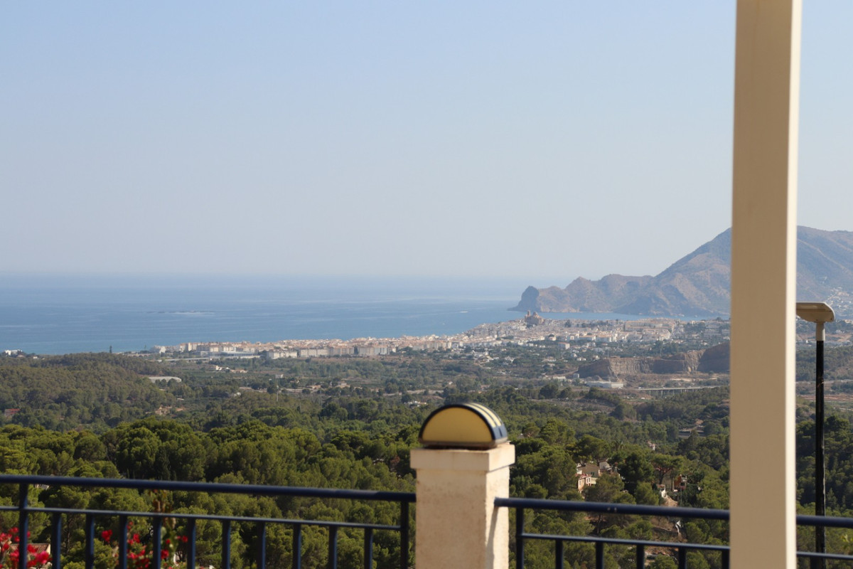 Se vende Villa - Chalet de 3 dormitorios en Costa Blanca, Alicante, España