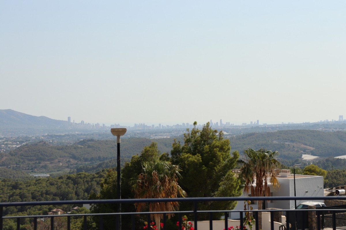 Se vende Villa - Chalet de 3 dormitorios en Costa Blanca, Alicante, España