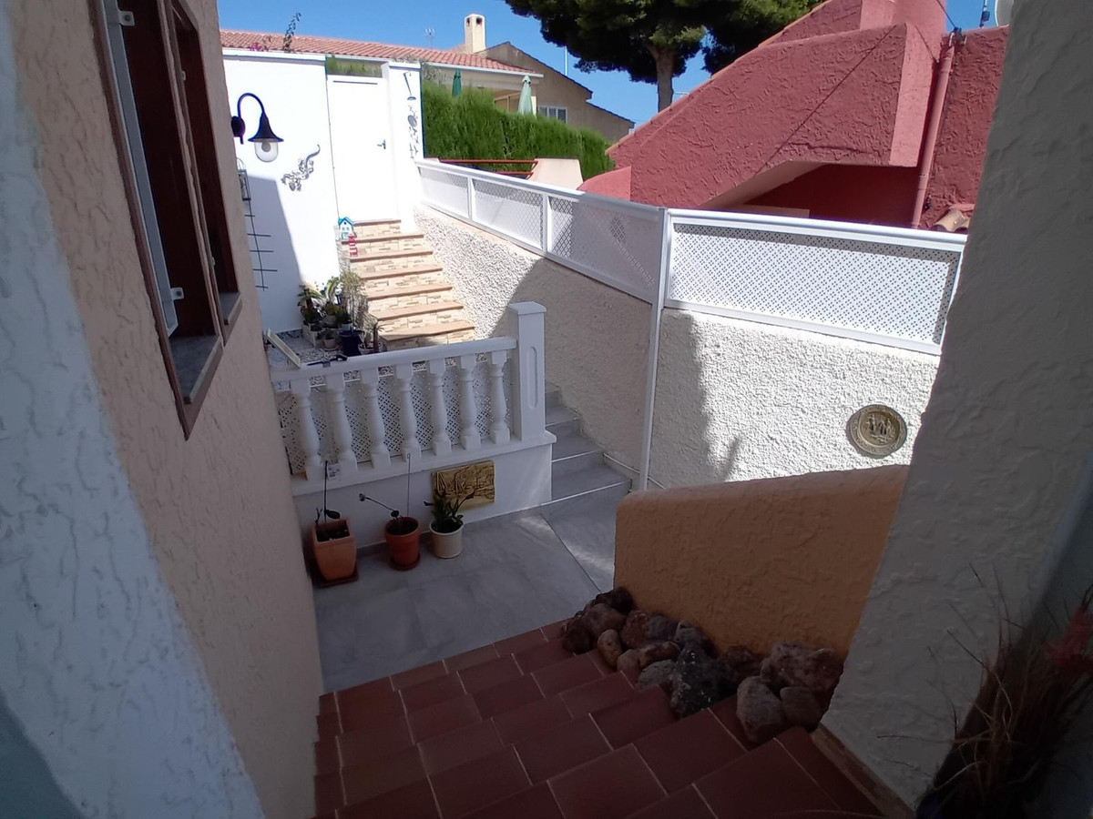 Se vende Villa - Chalet de 4 dormitorios en Costa Calida, Murcia, España
