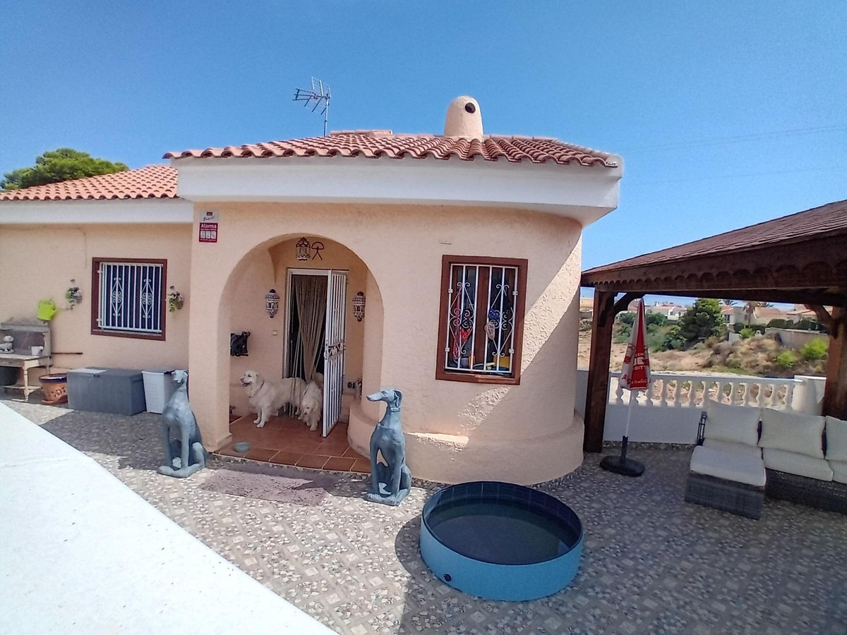 Se vende Villa - Chalet de 4 dormitorios en Costa Calida, Murcia, España