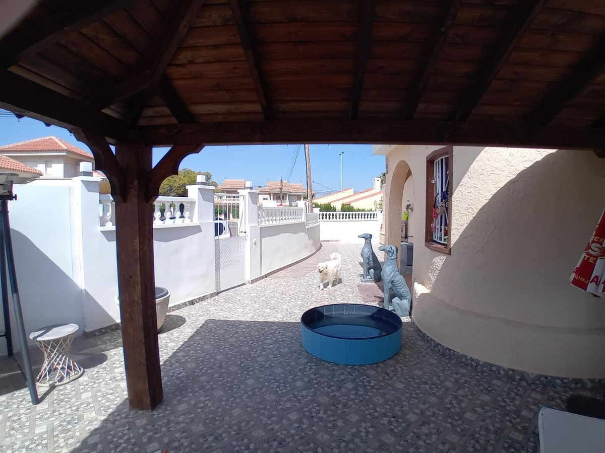 Se vende Villa - Chalet de 4 dormitorios en Costa Calida, Murcia, España