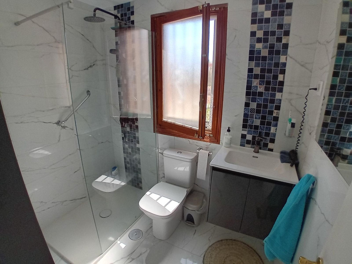 Se vende Villa - Chalet de 4 dormitorios en Costa Calida, Murcia, España