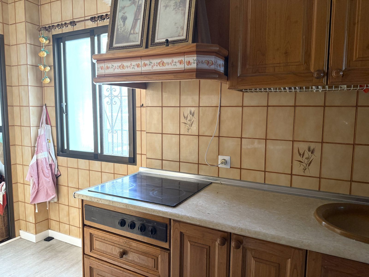 Se vende Apartamento en Planta Última de 3 dormitorios en Costa Del Sol, Málaga, España
