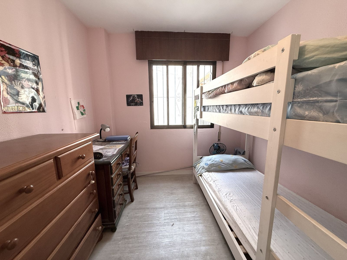 Se vende Apartamento en Planta Última de 3 dormitorios en Costa Del Sol, Málaga, España