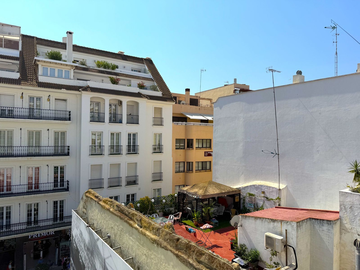 Se vende Apartamento en Planta Última de 3 dormitorios en Costa Del Sol, Málaga, España