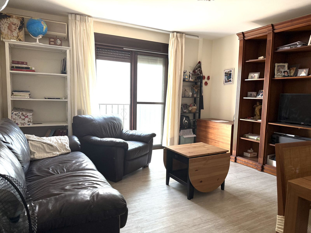 Se vende Apartamento en Planta Última de 3 dormitorios en Costa Del Sol, Málaga, España
