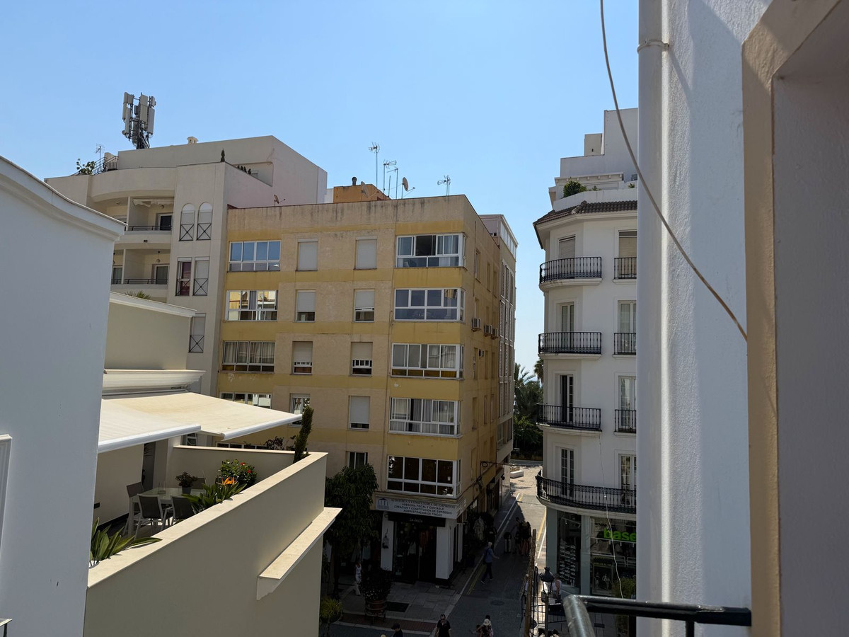 Se vende Apartamento en Planta Última de 3 dormitorios en Costa Del Sol, Málaga, España