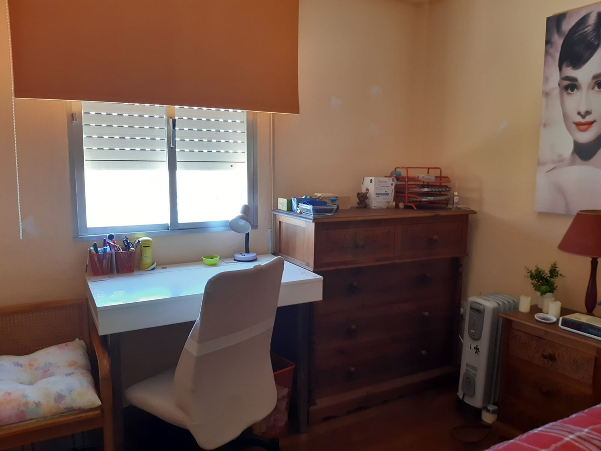 Se vende Apartamento en Planta Última de 2 dormitorios en Costa Del Sol, Málaga, España
