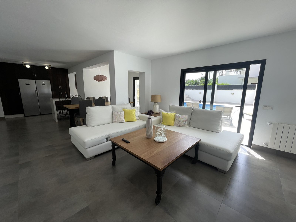 3 Bed Townhouse for sale in San Pedro De Alcántara Costa Del Sol, Málaga, Spain
