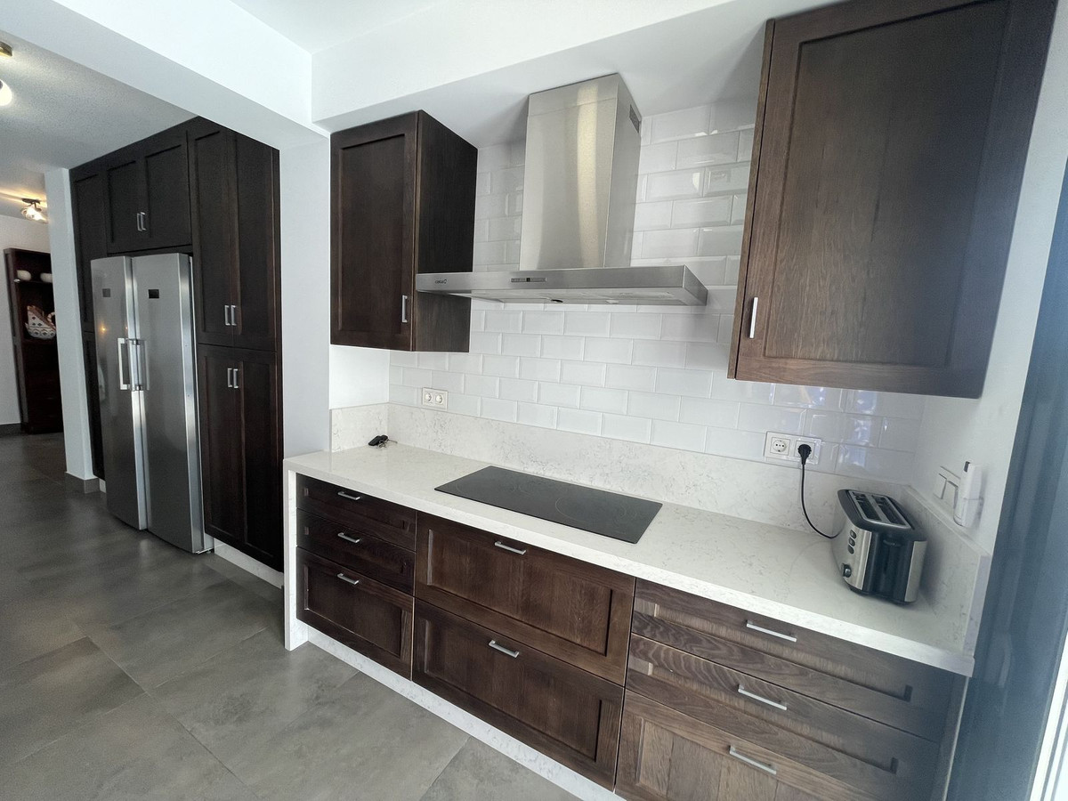 3 Bed Townhouse for sale in San Pedro De Alcántara Costa Del Sol, Málaga, Spain