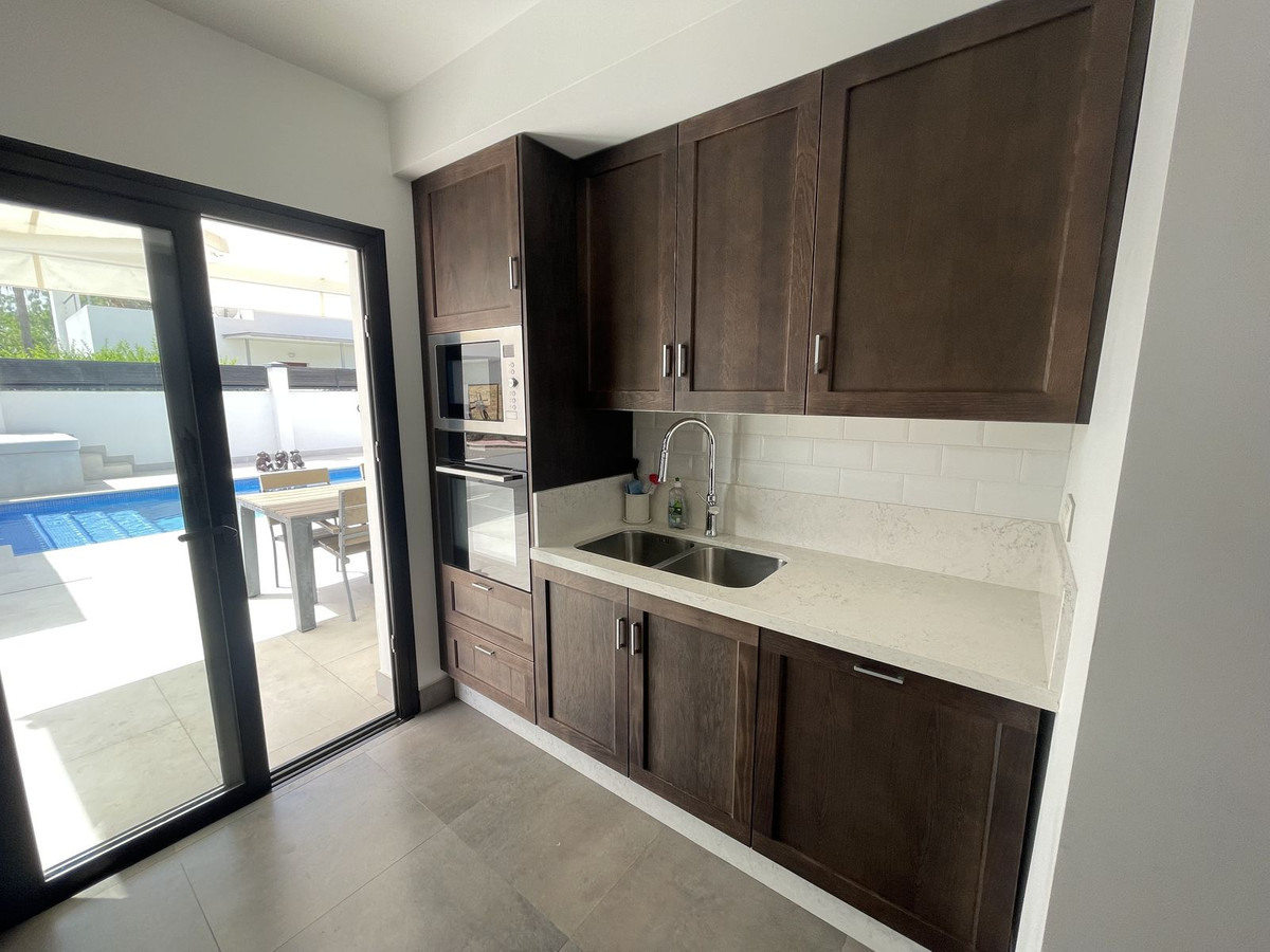 3 Bed Townhouse for sale in San Pedro De Alcántara Costa Del Sol, Málaga, Spain