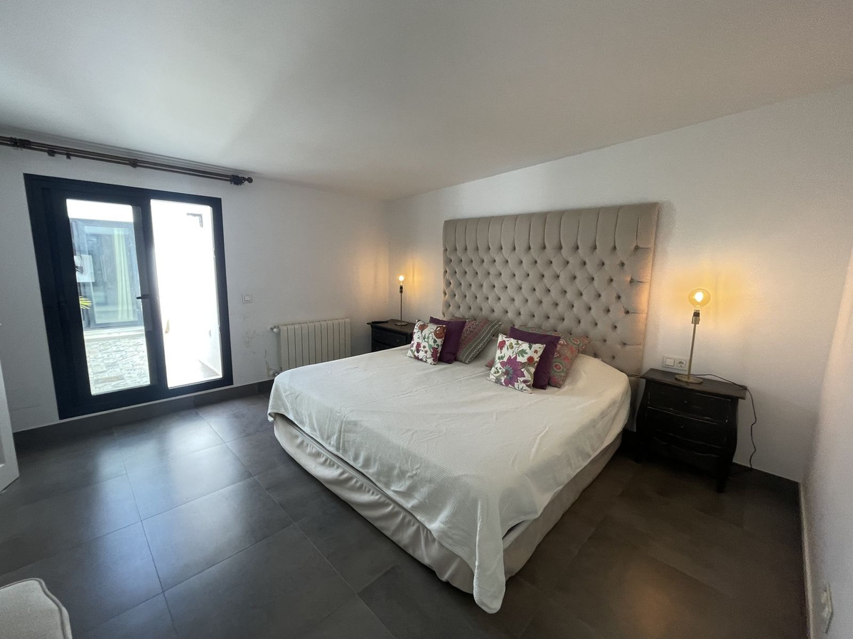 3 Bed Townhouse for sale in San Pedro De Alcántara Costa Del Sol, Málaga, Spain
