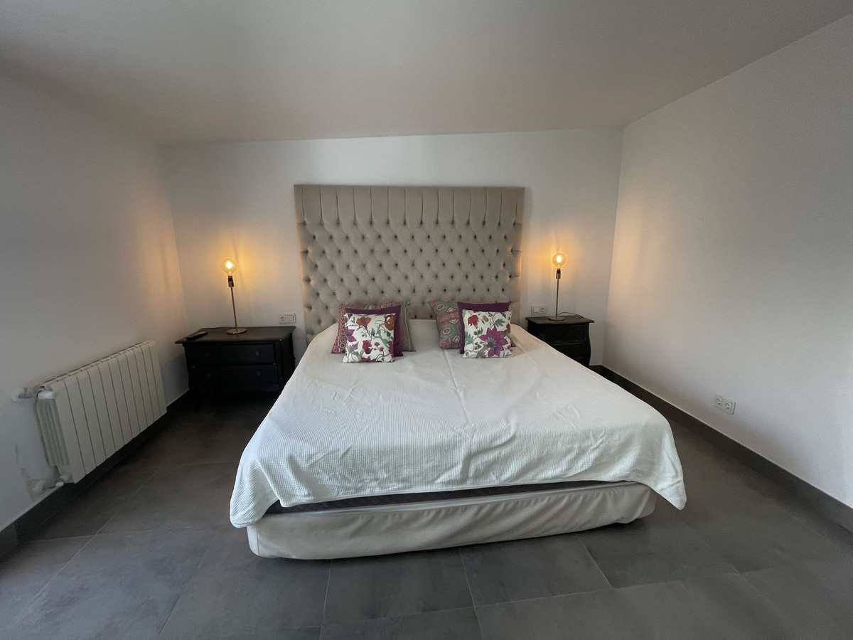 3 Bed Townhouse for sale in San Pedro De Alcántara Costa Del Sol, Málaga, Spain