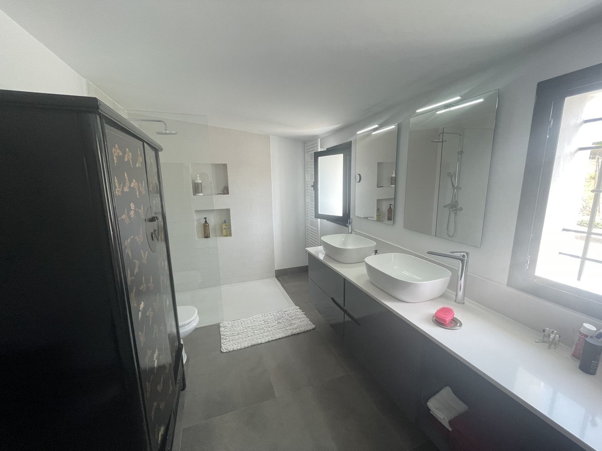 3 Bed Townhouse for sale in San Pedro De Alcántara Costa Del Sol, Málaga, Spain