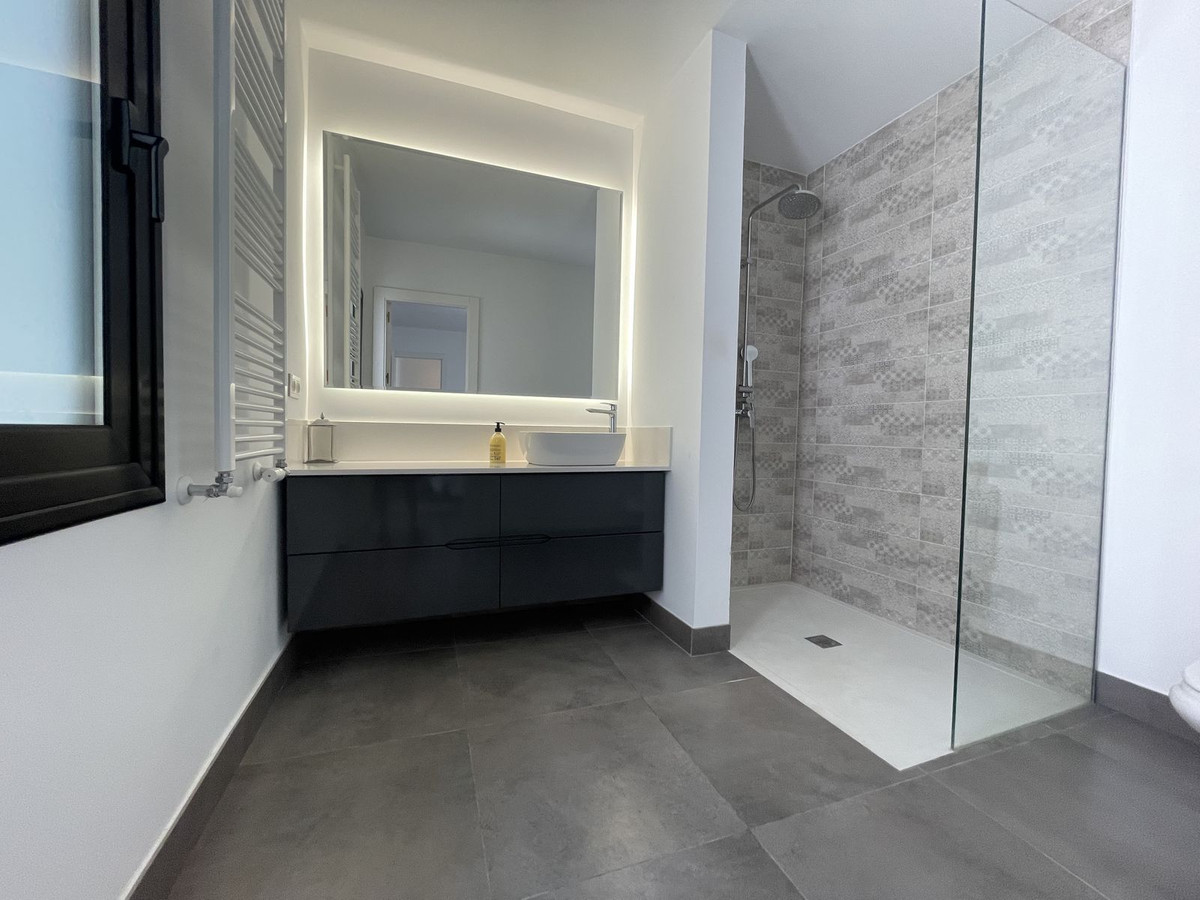 3 Bed Townhouse for sale in San Pedro De Alcántara Costa Del Sol, Málaga, Spain