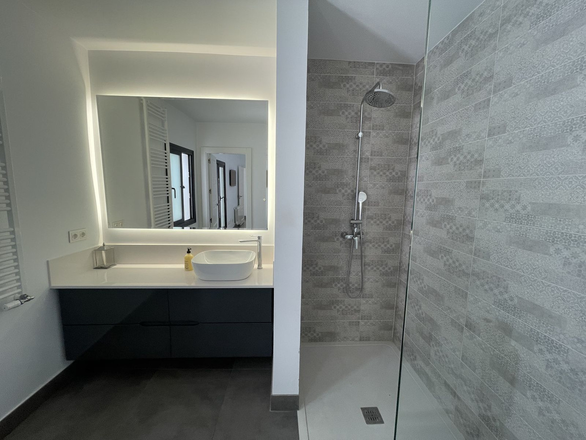 3 Bed Townhouse for sale in San Pedro De Alcántara Costa Del Sol, Málaga, Spain