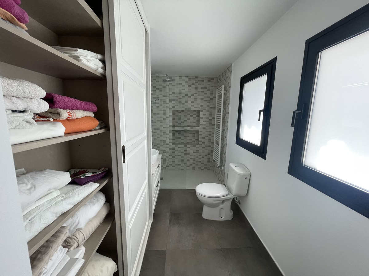 3 Bed Townhouse for sale in San Pedro De Alcántara Costa Del Sol, Málaga, Spain