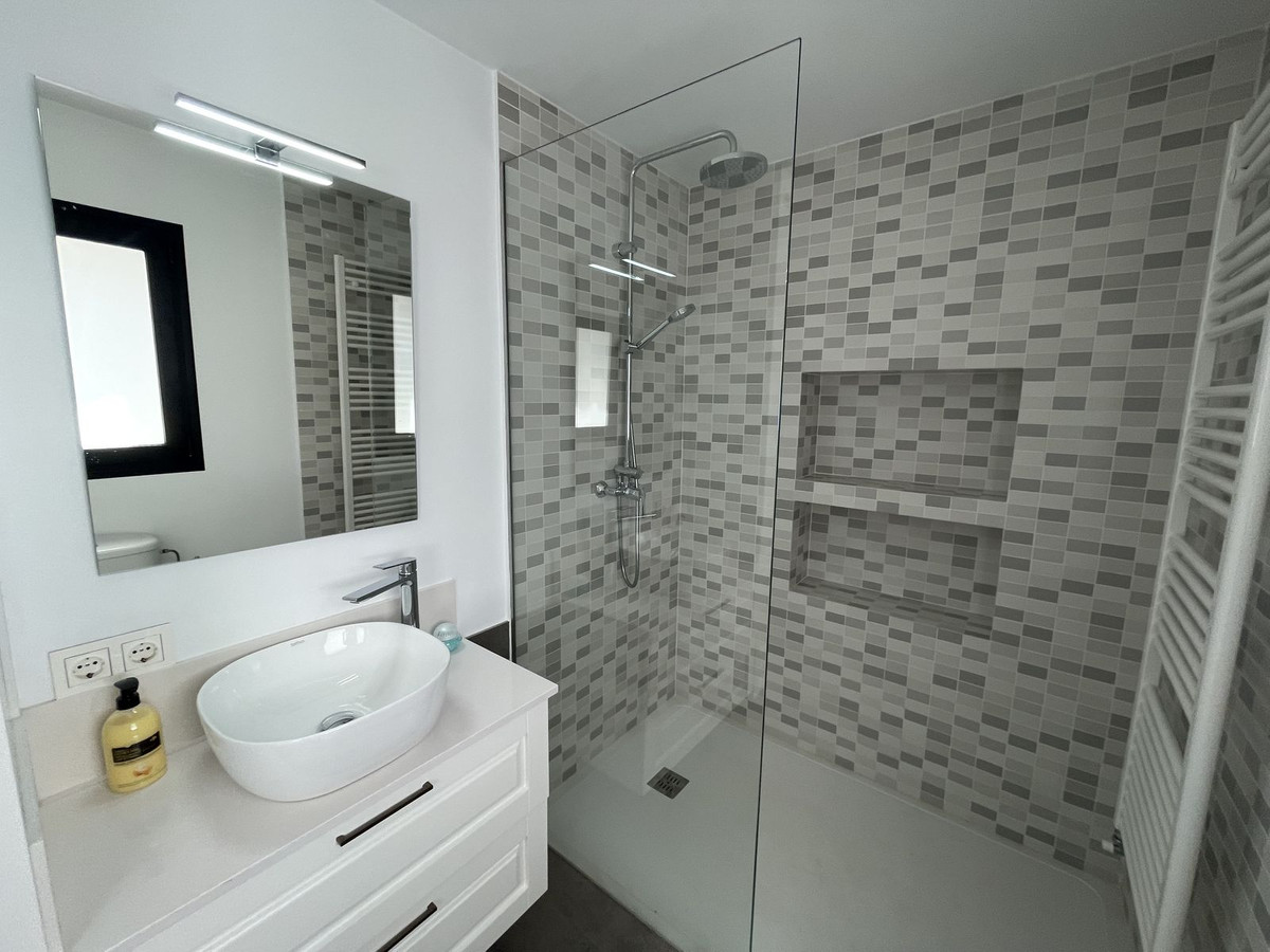 3 Bed Townhouse for sale in San Pedro De Alcántara Costa Del Sol, Málaga, Spain