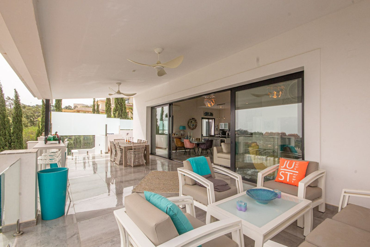4 Bed Townhouse for sale in La Mairena Costa Del Sol, Málaga, Spain