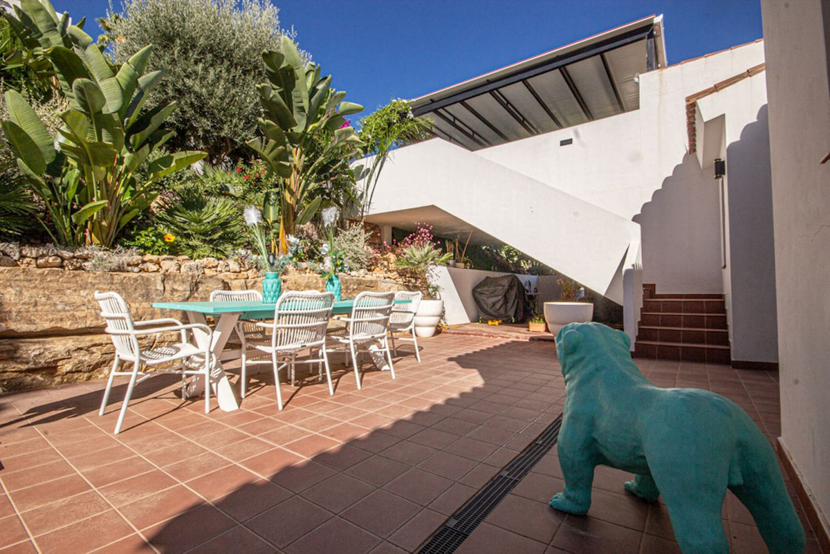 4 Bed Townhouse for sale in La Mairena Costa Del Sol, Málaga, Spain