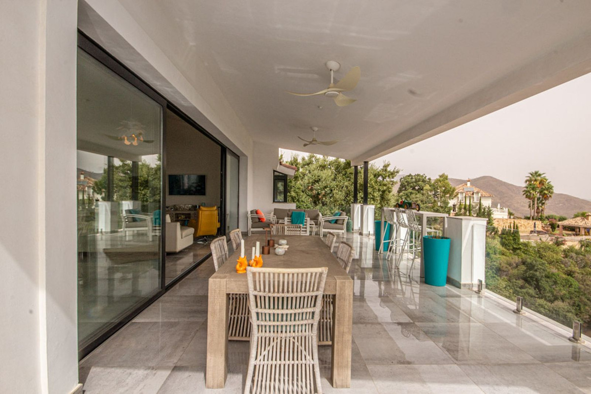 4 Bed Townhouse for sale in La Mairena Costa Del Sol, Málaga, Spain
