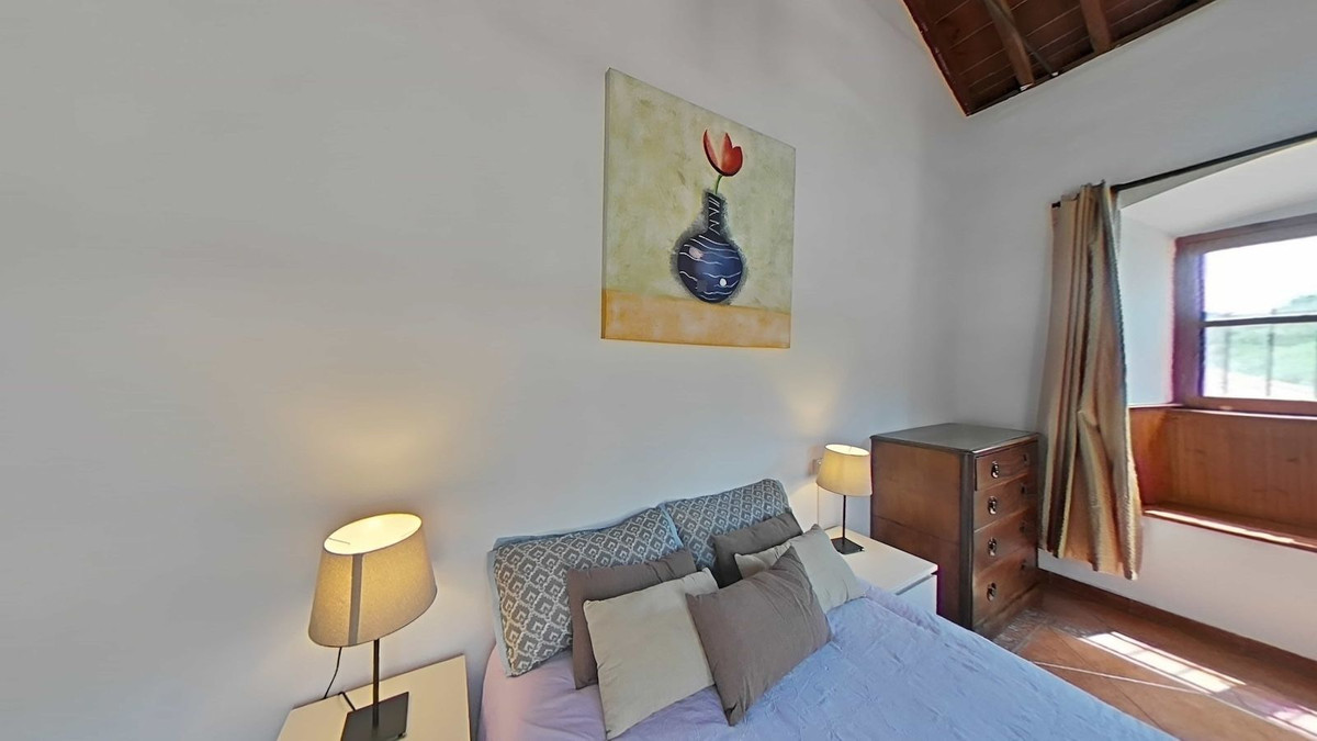 Se vende Villa - Chalet de 3 dormitorios en Costa Del Sol East, Málaga, España