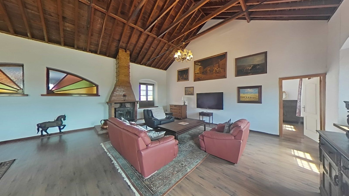 Se vende Villa - Chalet de 3 dormitorios en Costa Del Sol East, Málaga, España