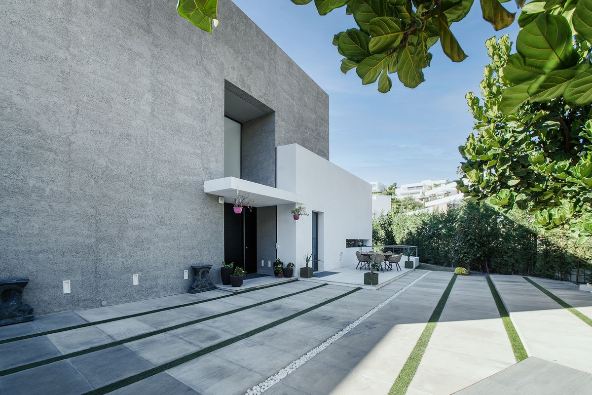 Se vende Villa - Chalet de 5 dormitorios en Costa Del Sol, Málaga, España