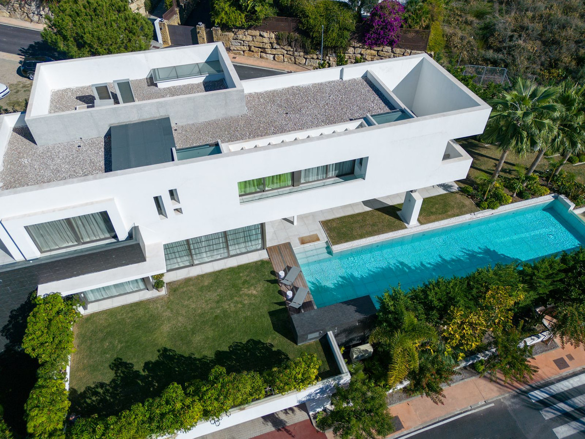 Se vende Villa - Chalet de 5 dormitorios en Costa Del Sol, Málaga, España