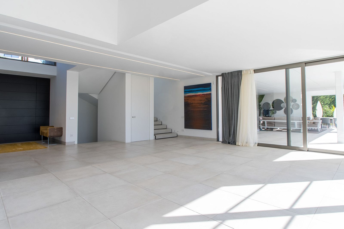 Se vende Villa - Chalet de 5 dormitorios en Costa Del Sol, Málaga, España