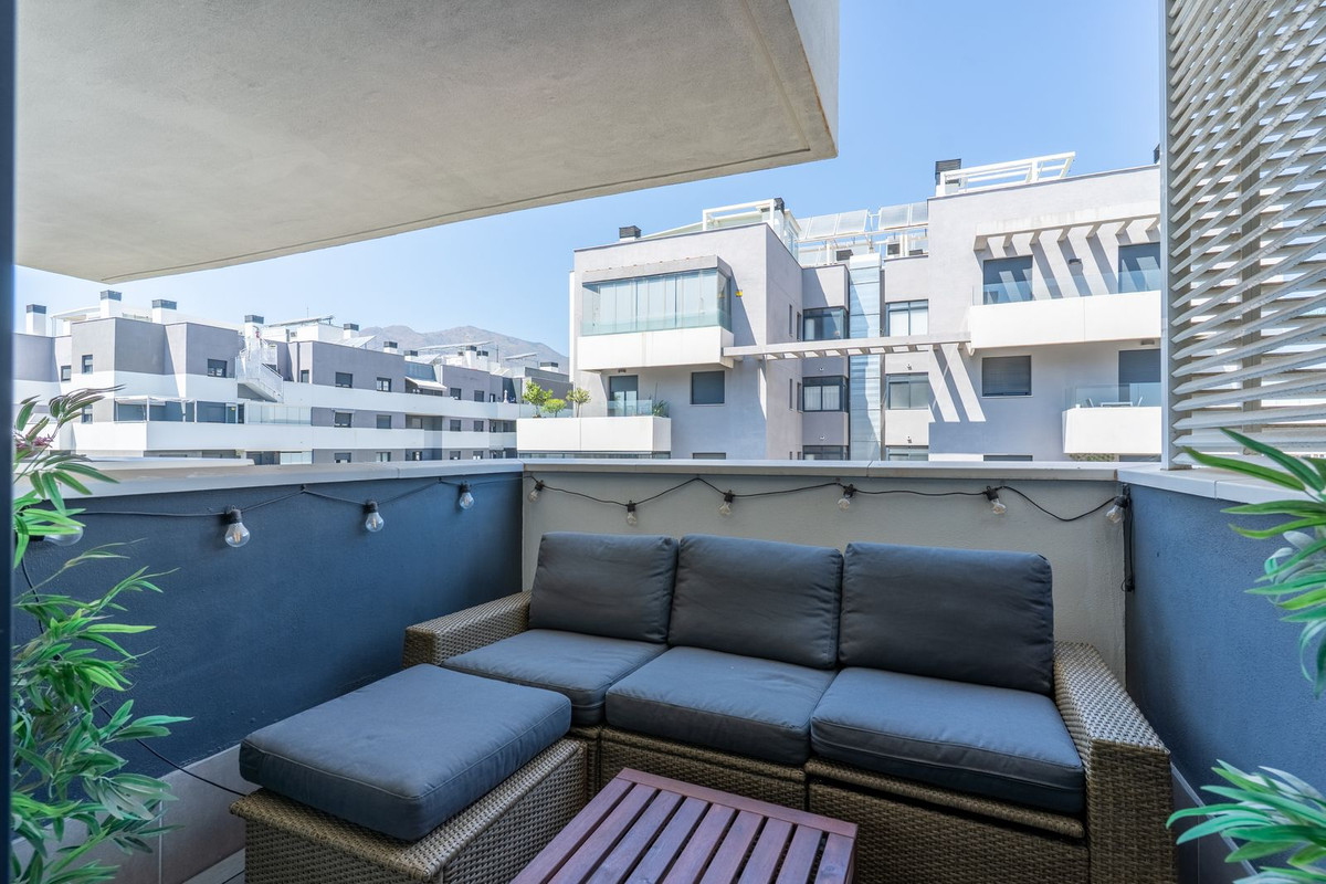 Se vende Apartamento Planta Media de 2 dormitorios en Costa Del Sol, Málaga, España