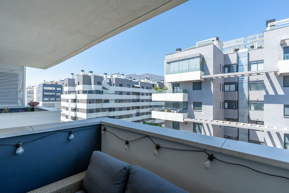 Se vende Apartamento Planta Media de 2 dormitorios en Costa Del Sol, Málaga, España