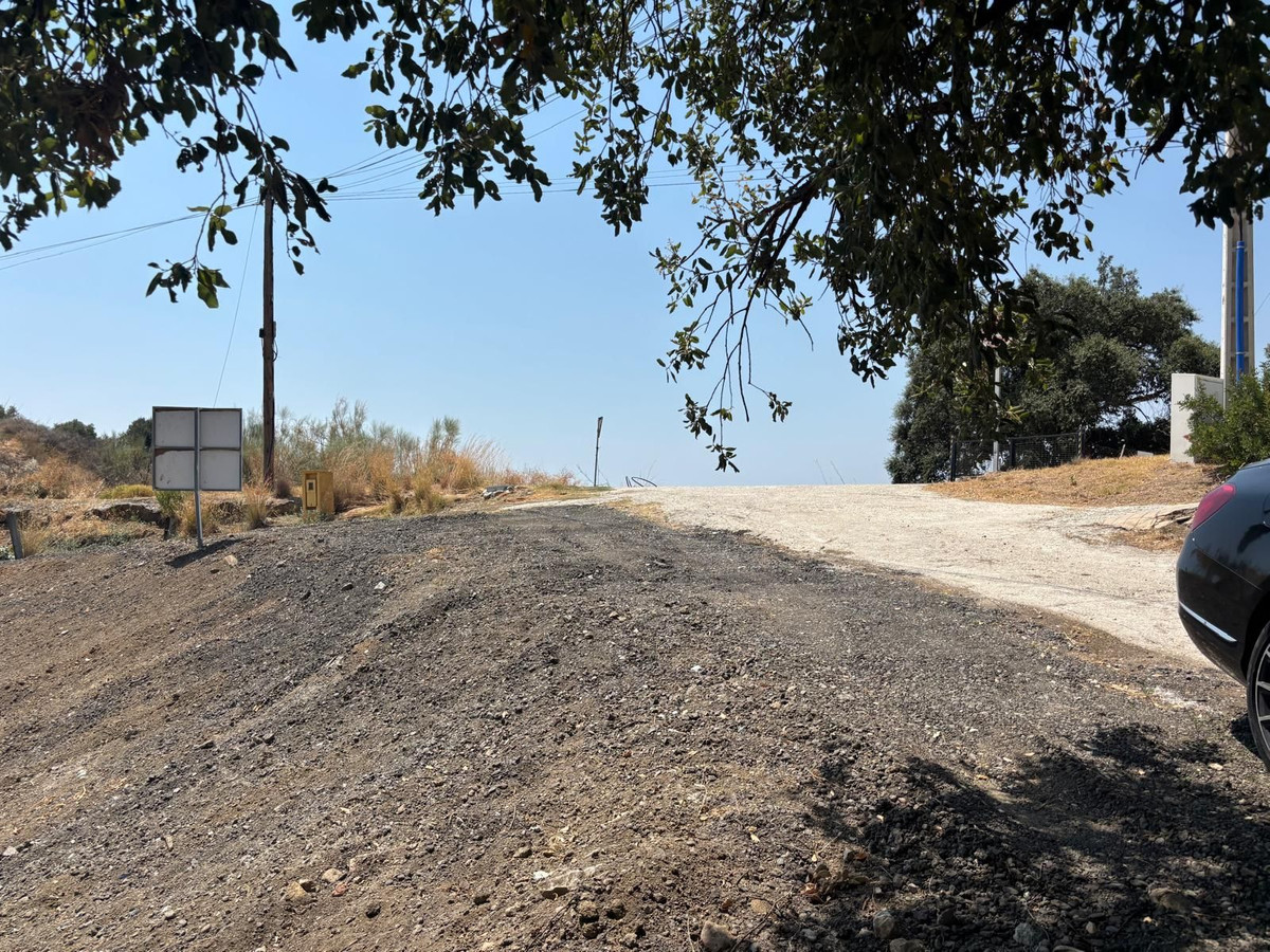 Plots for sale in Estepona Costa Del Sol, Málaga, Spain