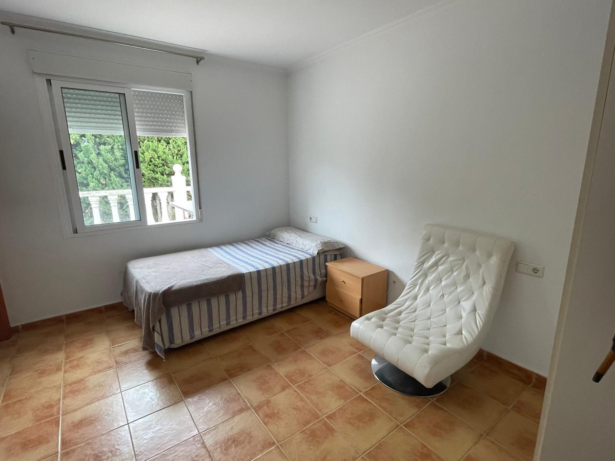 3 Bed Townhouse for sale in Daya Vieja Costa Blanca, Alicante, Spain