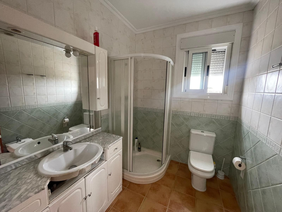3 Bed Townhouse for sale in Daya Vieja Costa Blanca, Alicante, Spain
