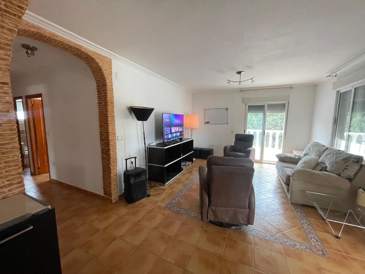 3 Bed Townhouse for sale in Daya Vieja Costa Blanca, Alicante, Spain