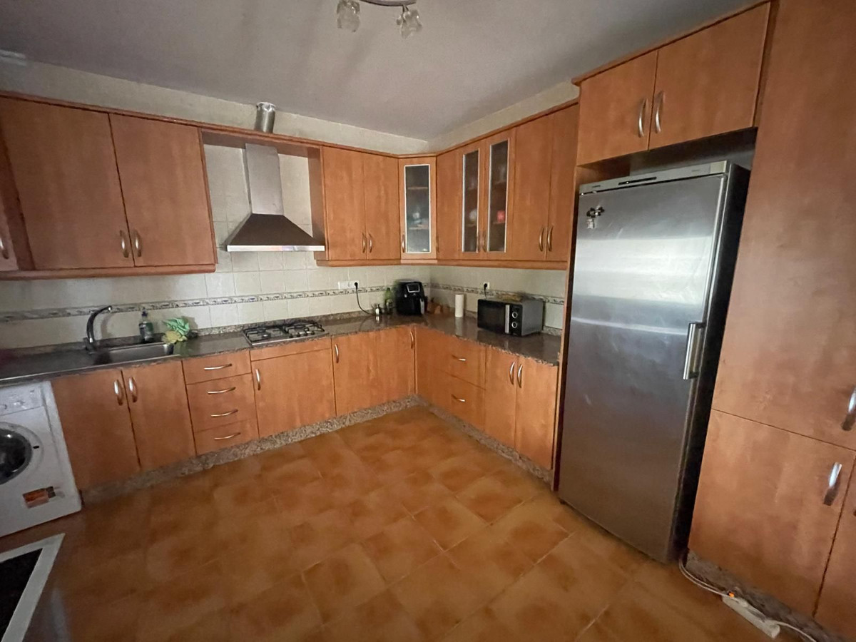 3 Bed Townhouse for sale in Daya Vieja Costa Blanca, Alicante, Spain