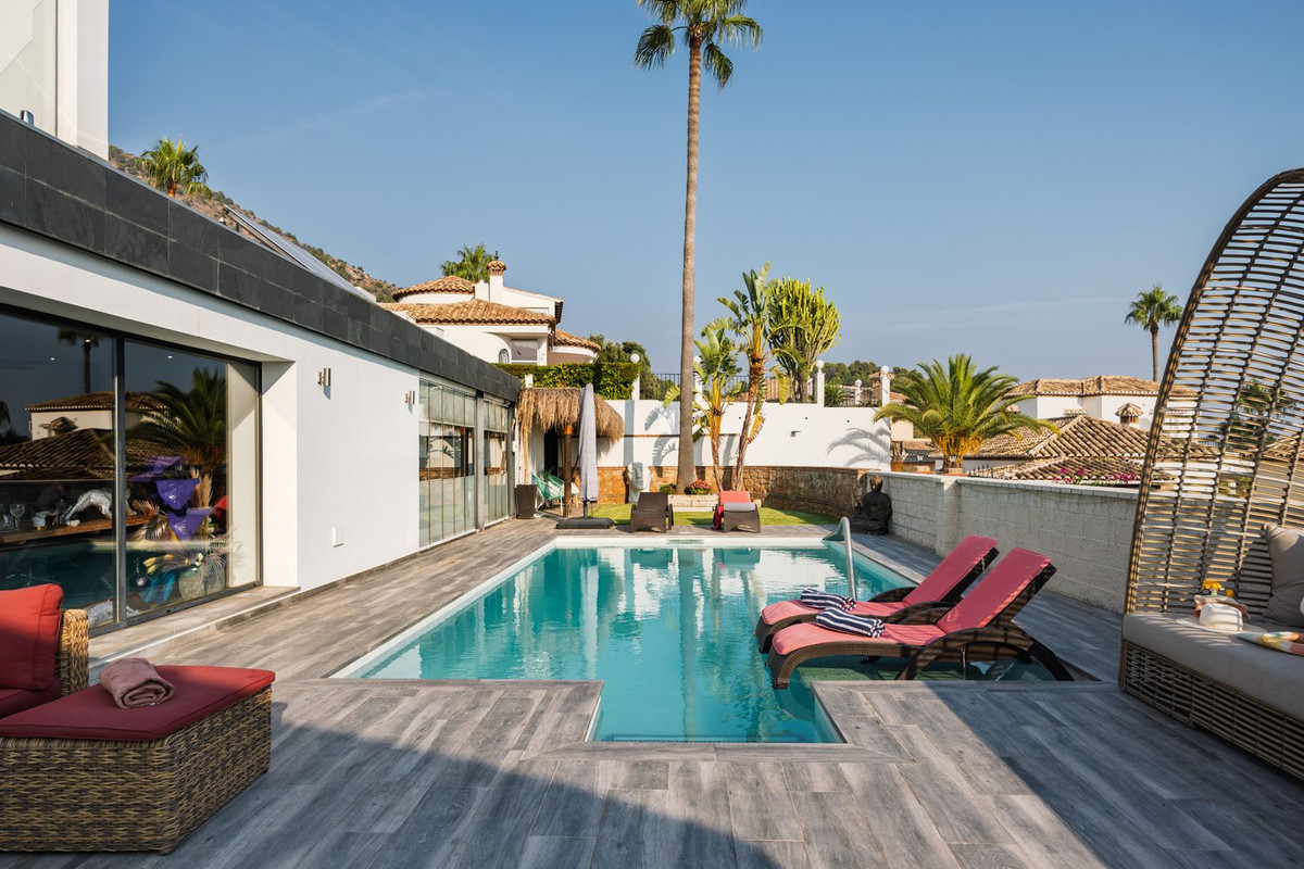 4 Bed Townhouse for sale in Mijas Costa Costa Del Sol, Málaga, Spain