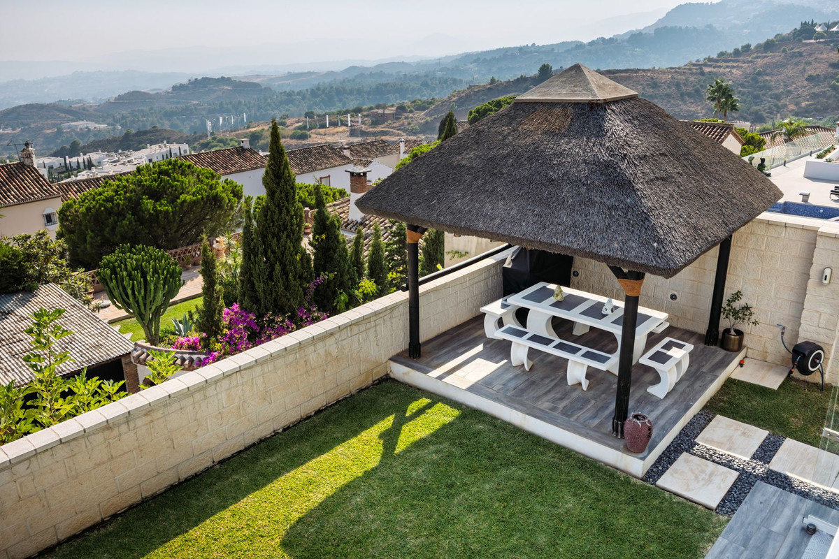 4 Bed Townhouse for sale in Mijas Costa Costa Del Sol, Málaga, Spain
