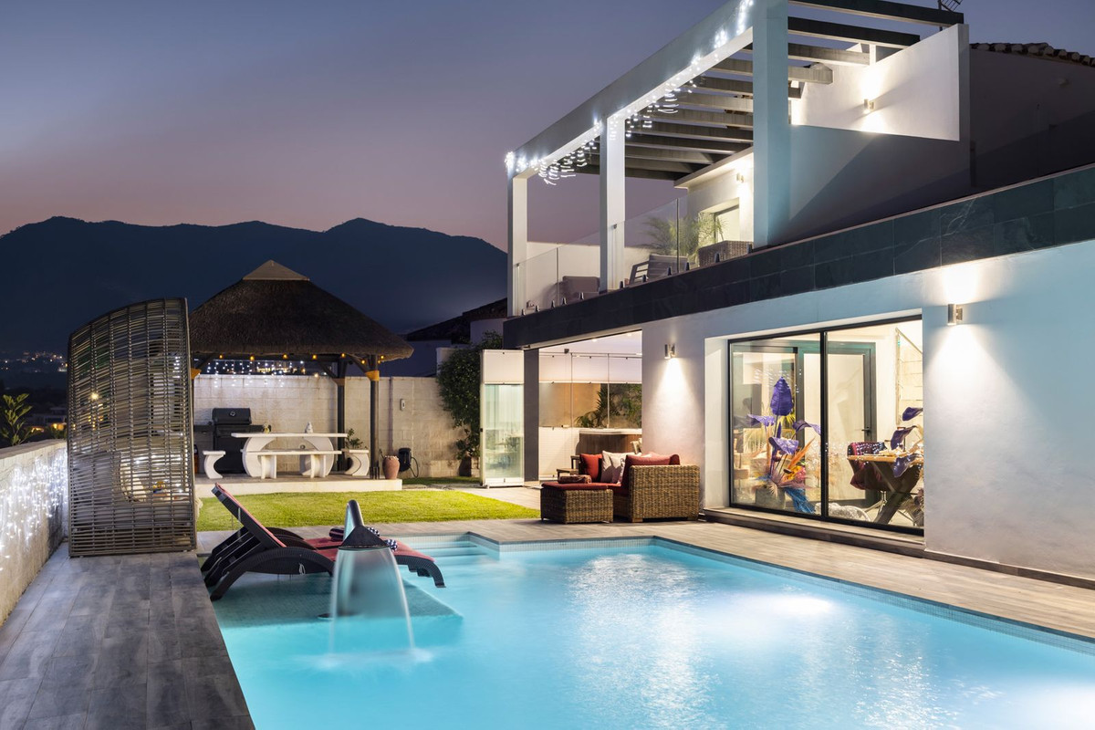 4 Bed Townhouse for sale in Mijas Costa Costa Del Sol, Málaga, Spain